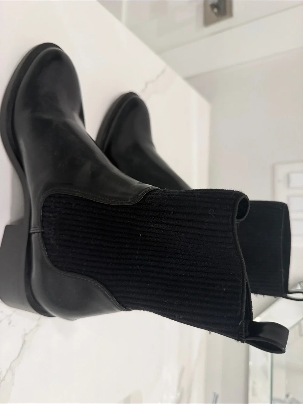 Zara polished black